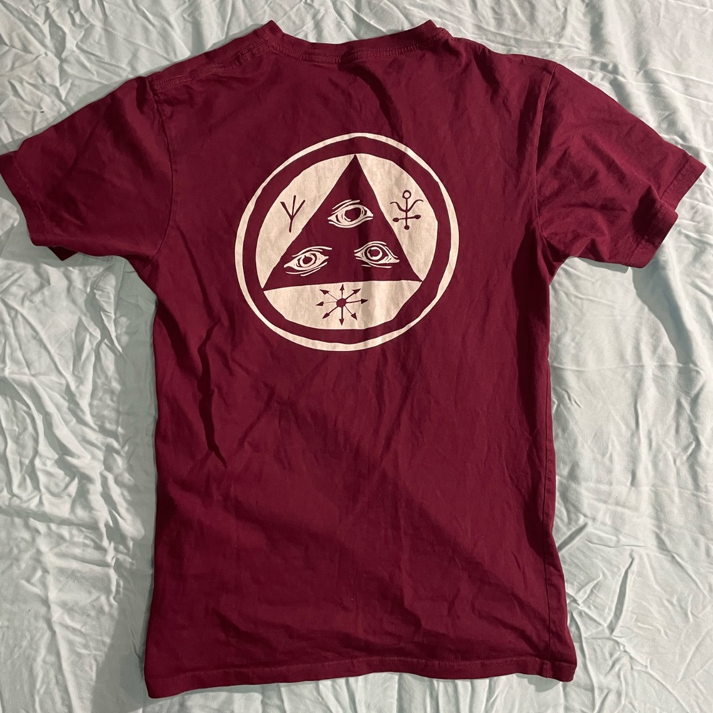Welcome Burgundy t-shirt